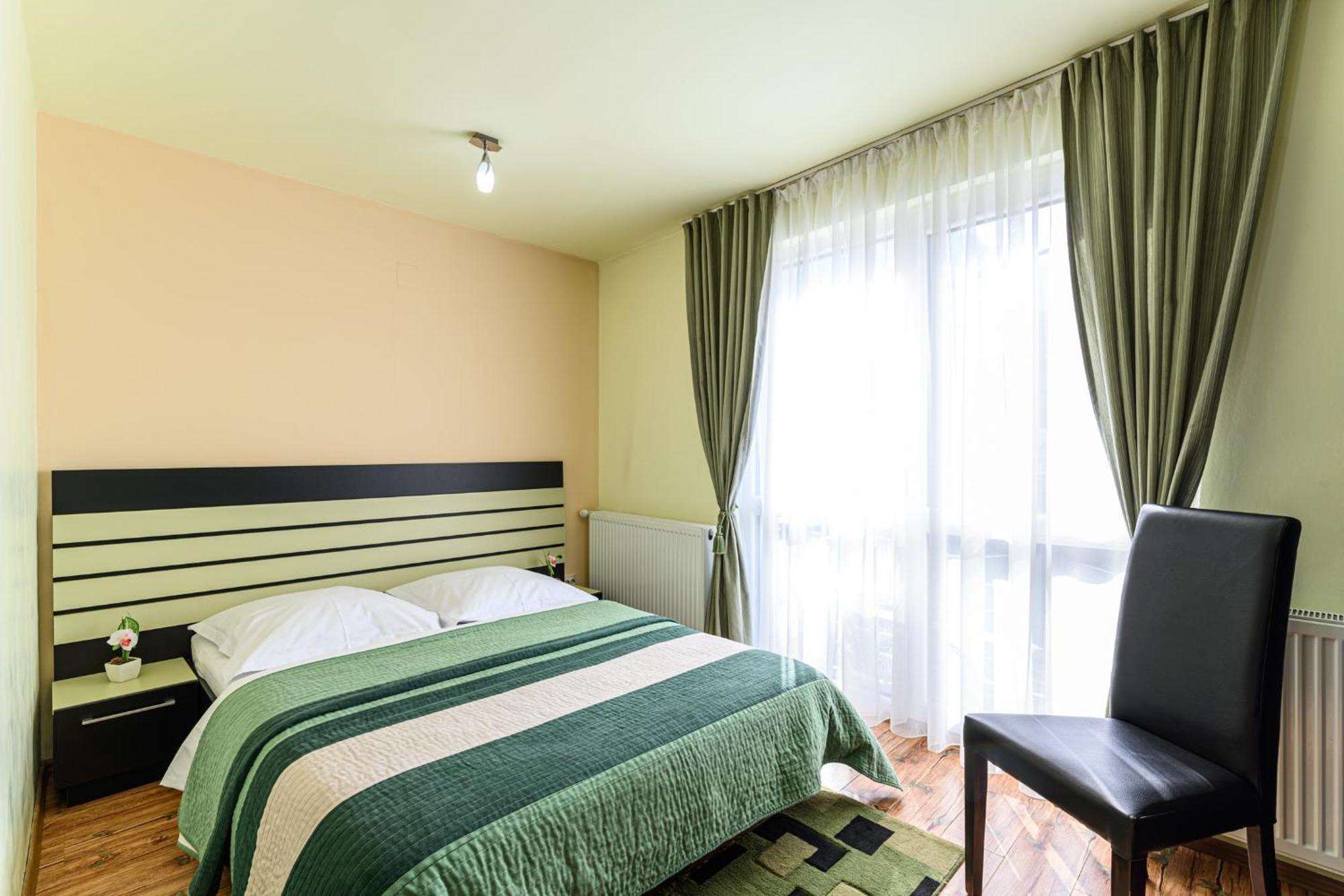 Hotel Casa Ramino Buşteni Zewnętrze zdjęcie