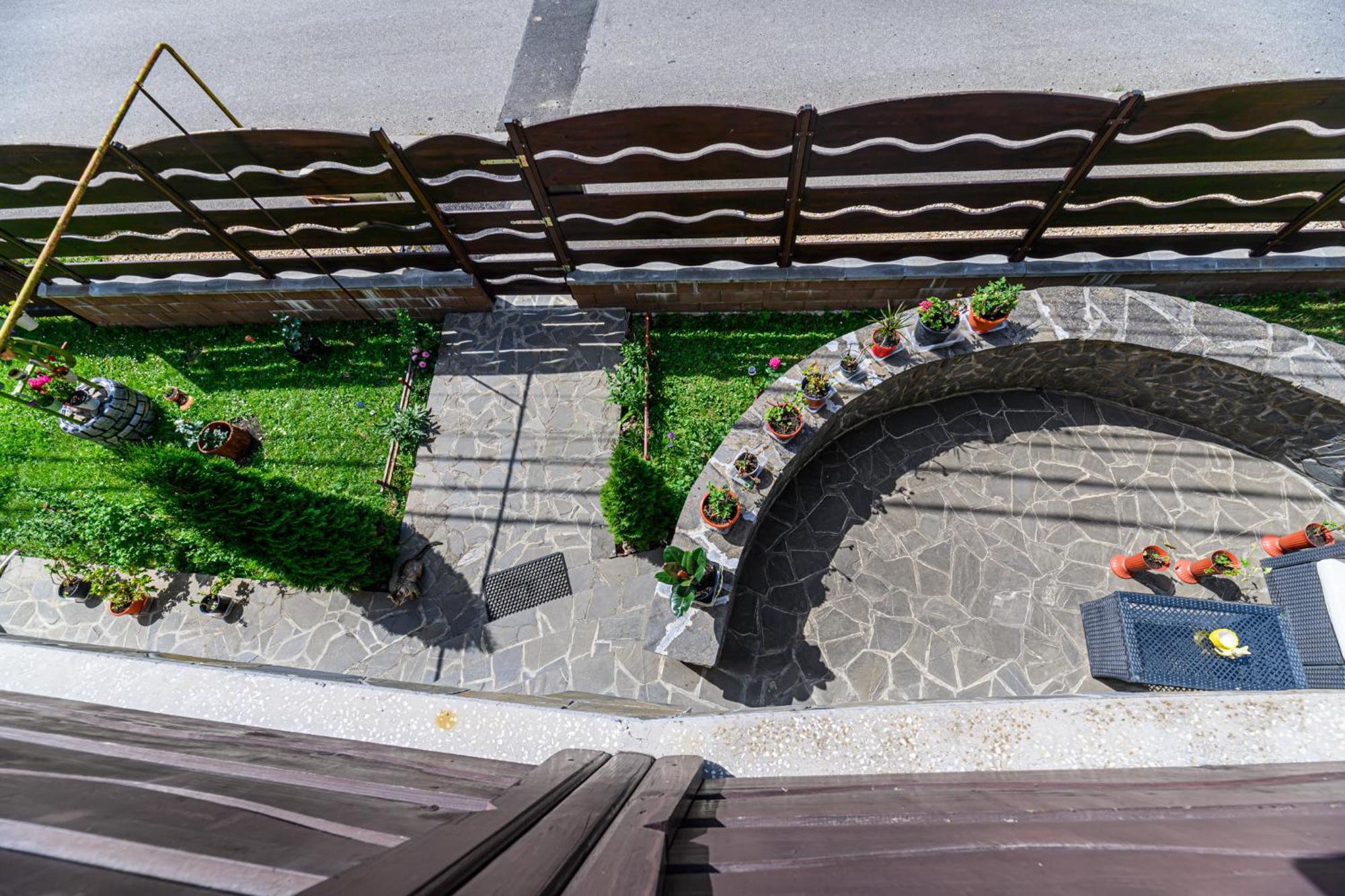 Hotel Casa Ramino Buşteni Zewnętrze zdjęcie