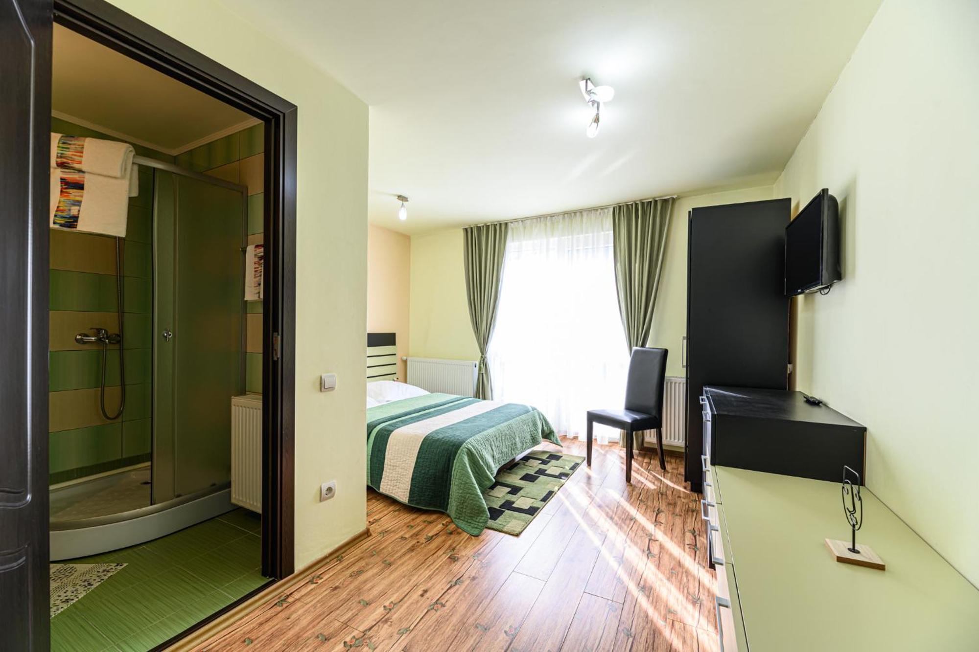 Hotel Casa Ramino Buşteni Zewnętrze zdjęcie