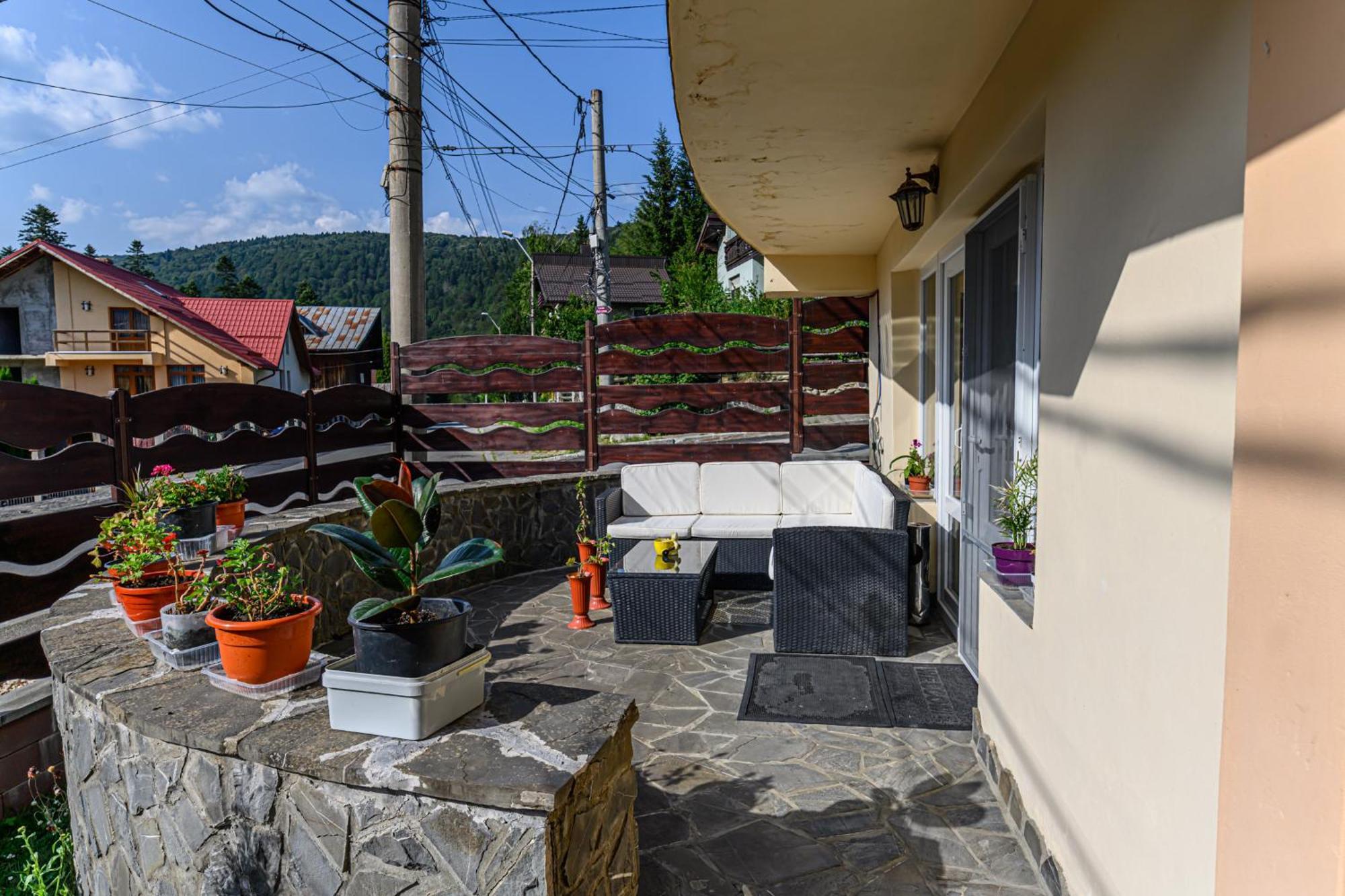Hotel Casa Ramino Buşteni Zewnętrze zdjęcie