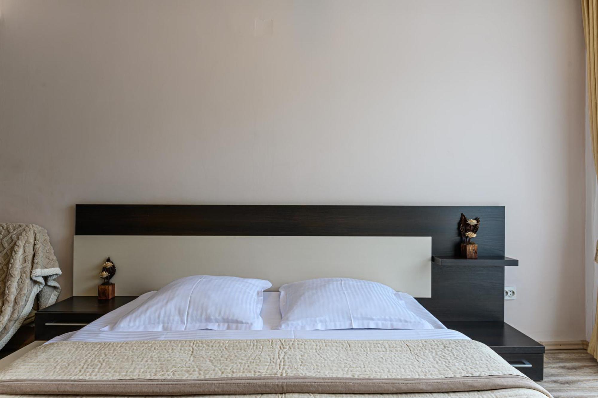 Hotel Casa Ramino Buşteni Zewnętrze zdjęcie
