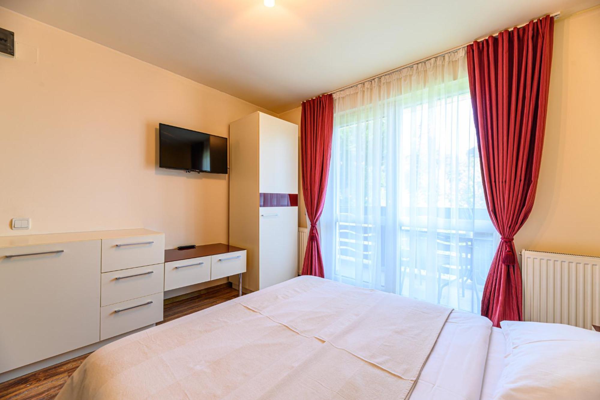 Hotel Casa Ramino Buşteni Zewnętrze zdjęcie