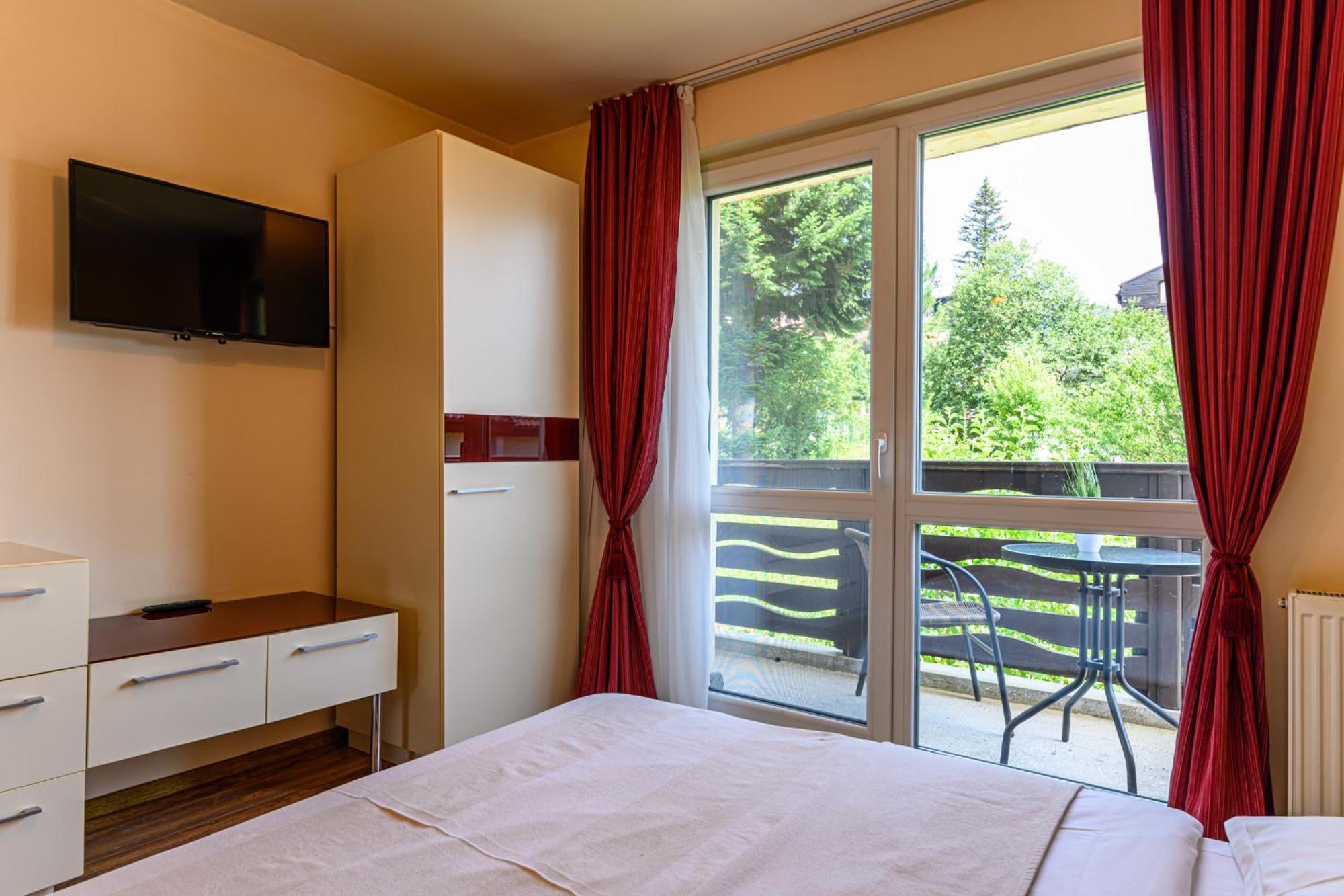 Hotel Casa Ramino Buşteni Zewnętrze zdjęcie